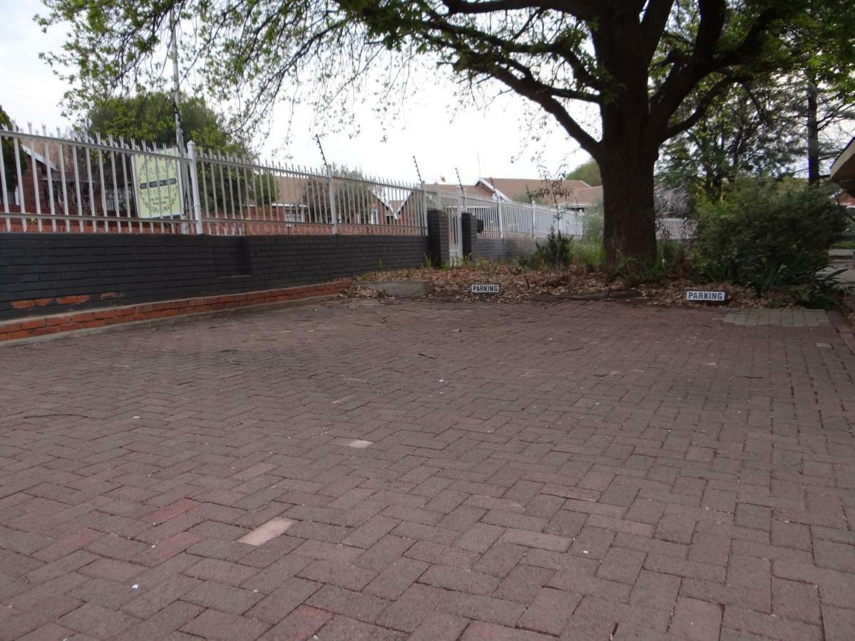 Credo Guest House Bloemfontein Exterior foto